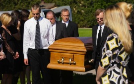 Graveside Service | Wiebe & Jeske Burial & Cremation Care Providers